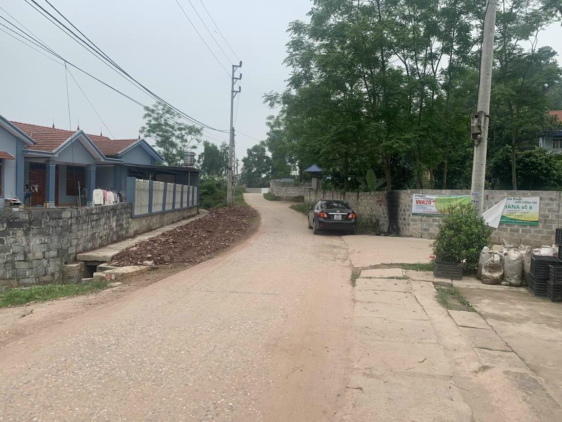 CẦN BẤN: lô đất tại phường Hồng Tiến Phổ Yên 1056m có 256m TC mặt tiền tận 24m đường ô tô đánh võng - Ảnh chính